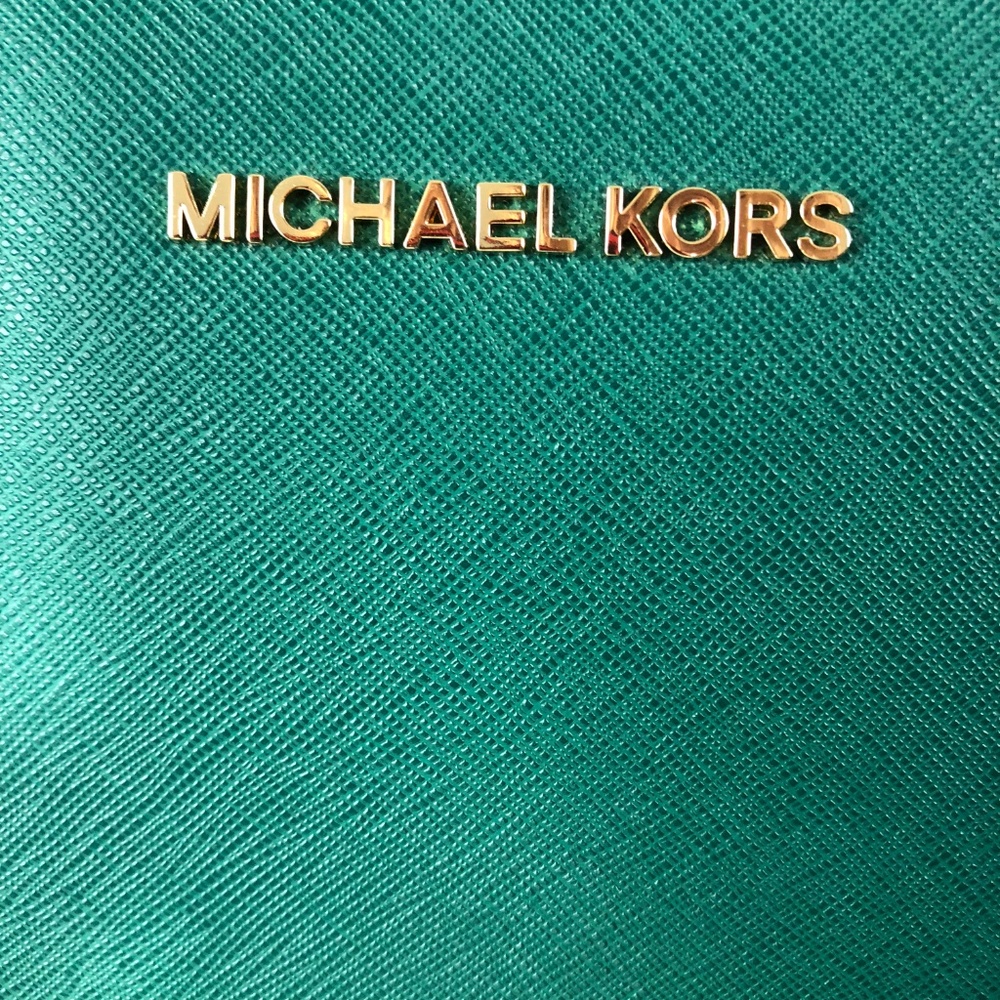 NWT MICHAEL KORS JET SET TRAVEL  CROSS-BODY BAG - Picture 5 of 6
